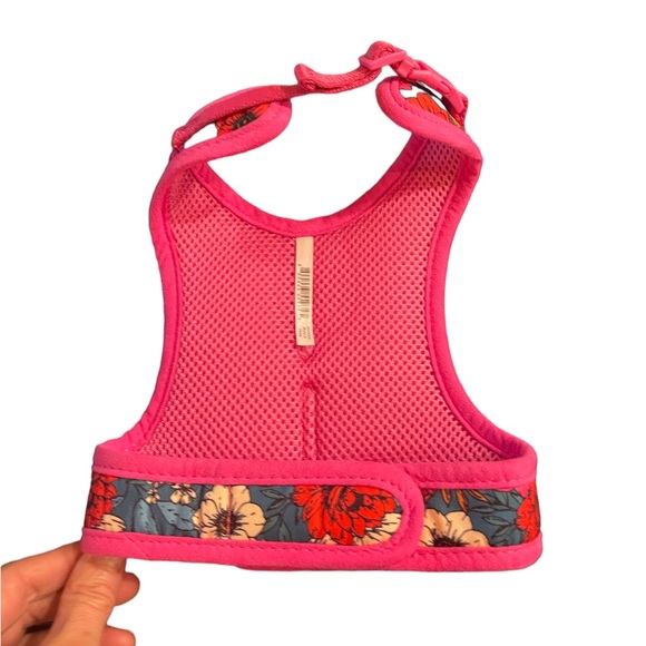 Floral Dog Harness from Petco - NWOT, (under 20lbs) - Picture 3 of 5